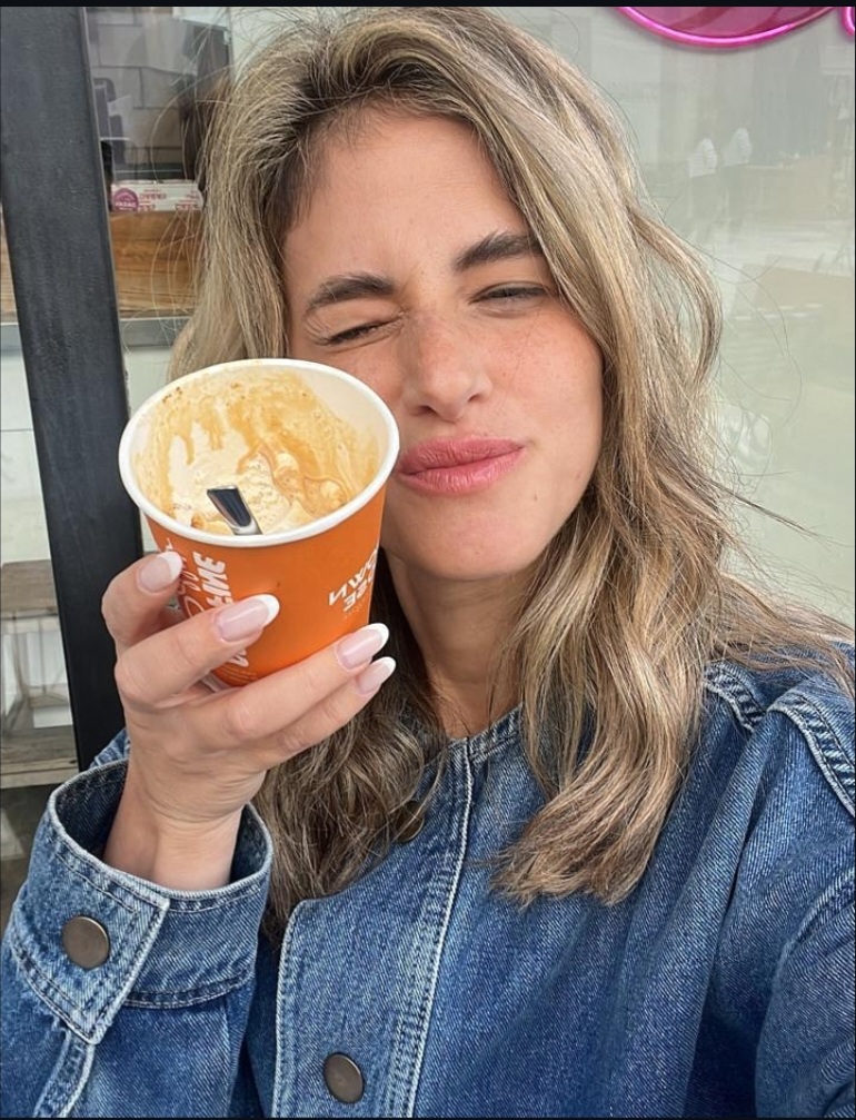 Friends Enjoying Ice Cream